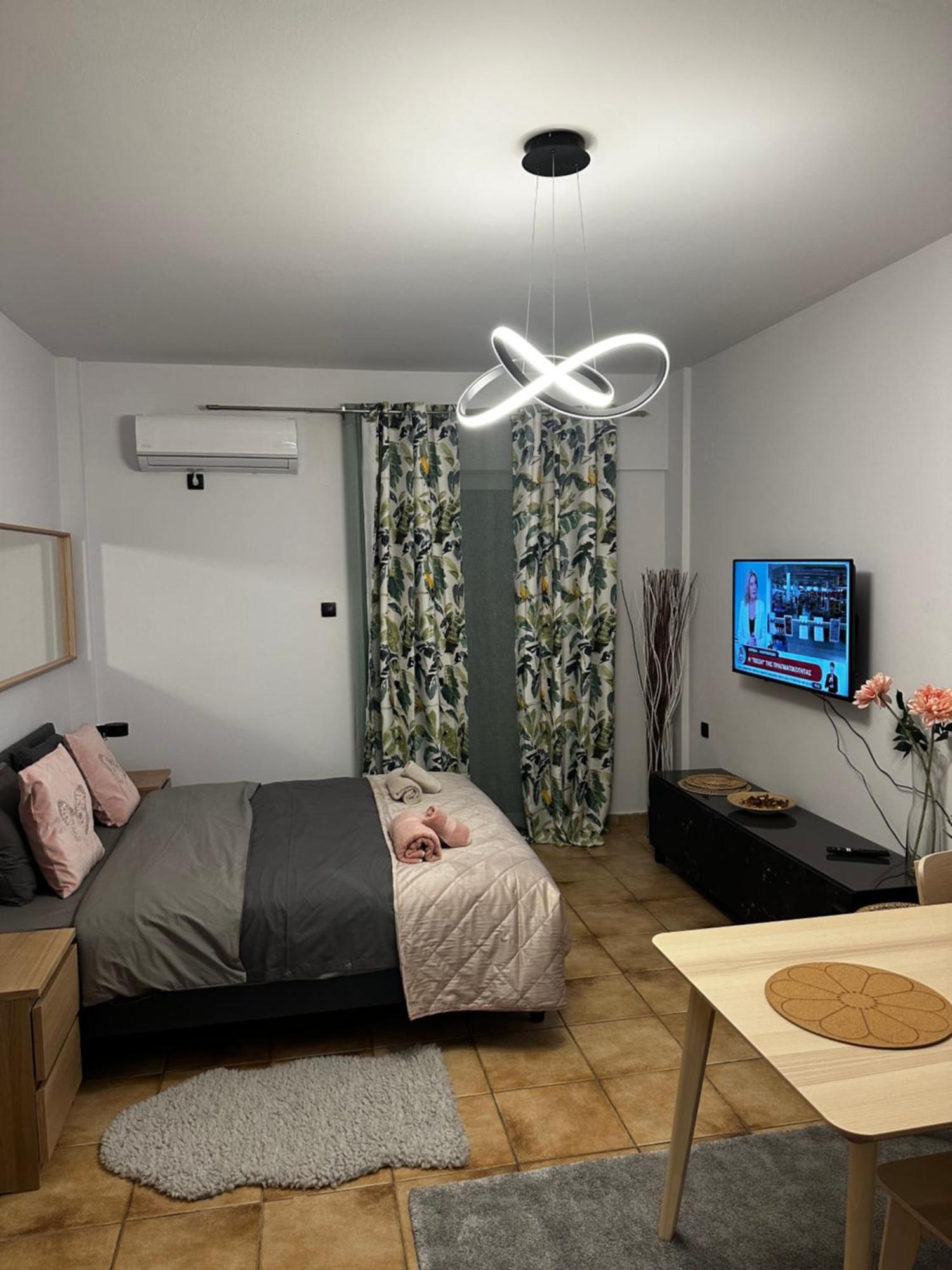 νεάπολη Apartment